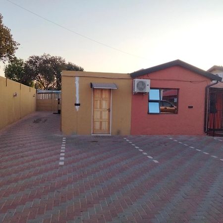 מלון יוהנסבורג Garden Point מראה חיצוני תמונה